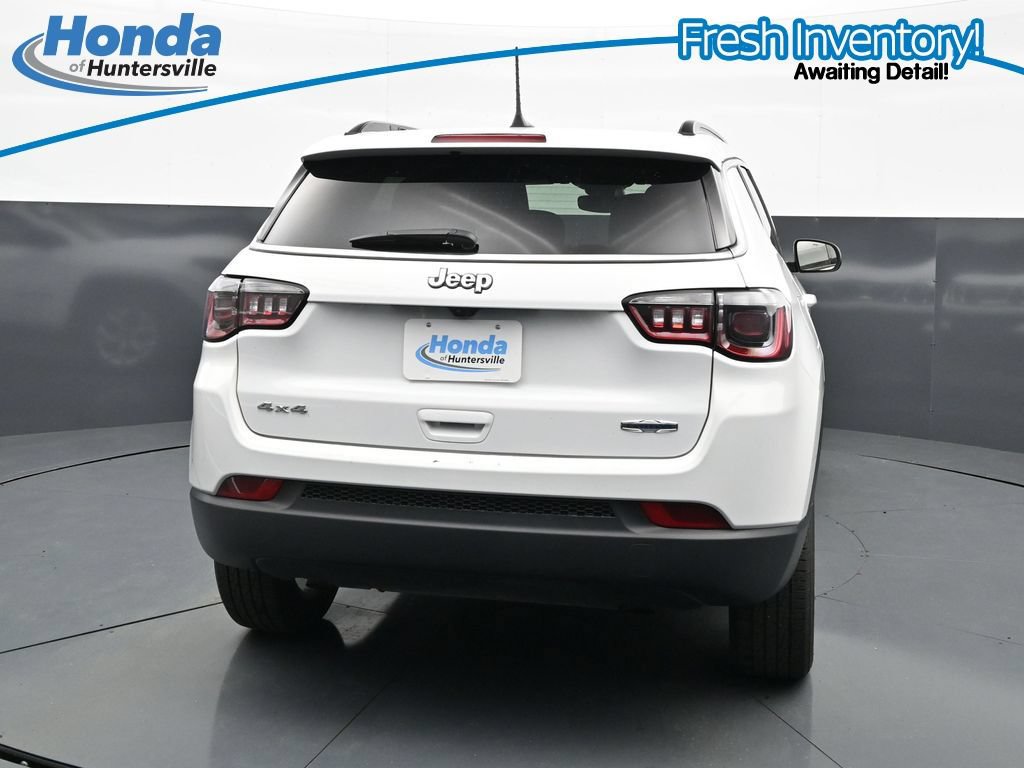 Used 2025 Jeep Compass Latitude AWD/4WD image 8