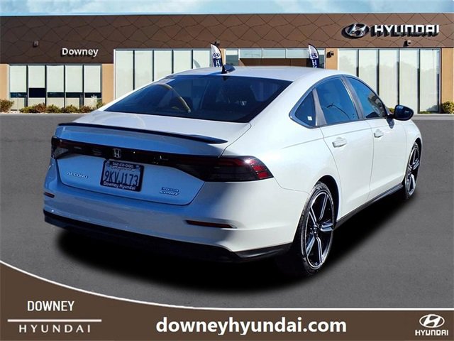 Used 2024 Honda Accord Sport image 4