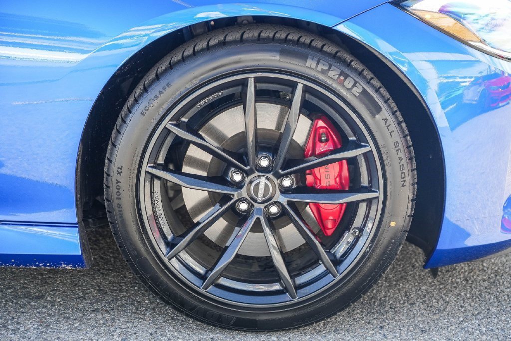 Used 2025 Nissan Z Performance w/ Floor Mat Package RWD image 11