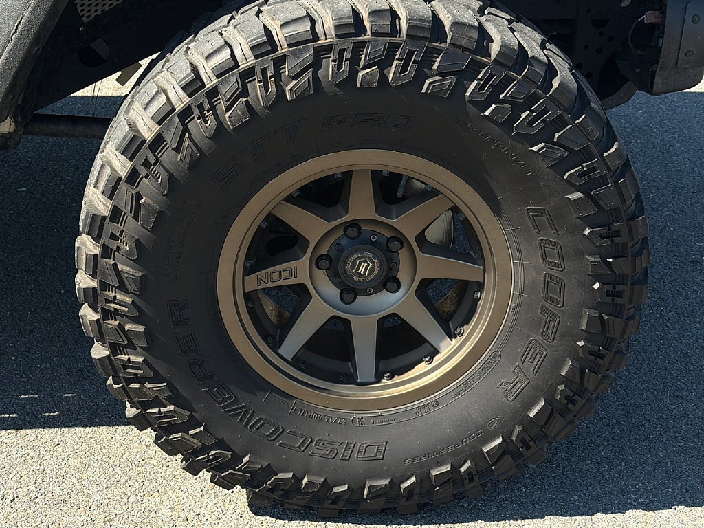 Used 2021 Jeep Wrangler Rubicon AWD/4WD image 10