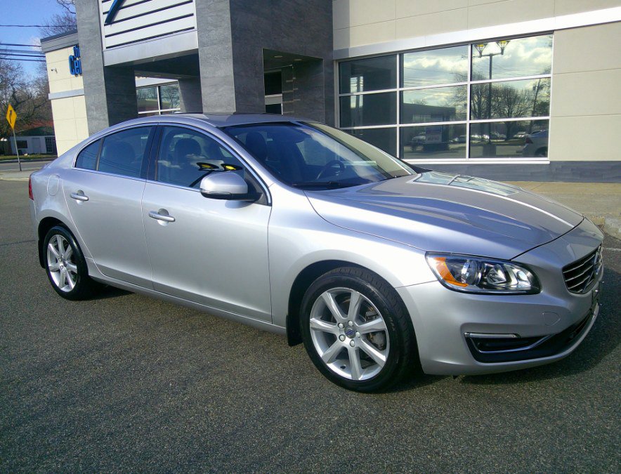 Used 2016 Volvo S60 T5 Premier w/ Convenience Package image 16