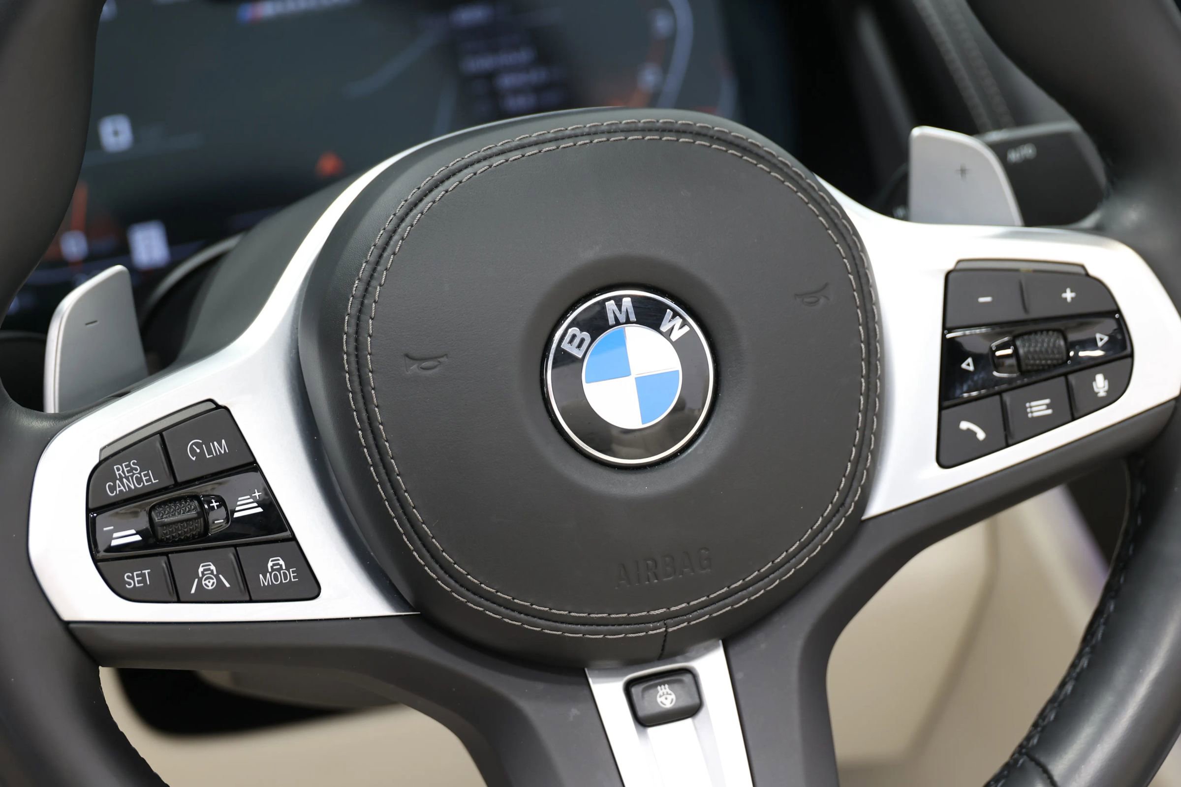 Used 2022 BMW M850i xDrive Convertible AWD/4WD image 23