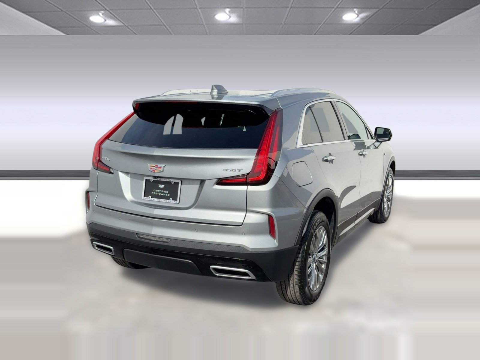Certified 2025 Cadillac XT4 Premium Luxury image 7