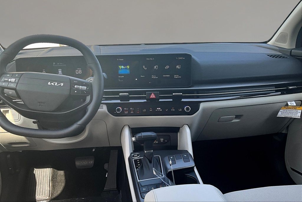 New 2026 Kia Sportage EX FWD image 6