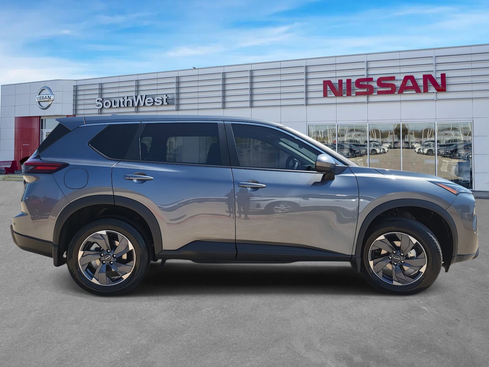 New 2026 Nissan Rogue SV image 5