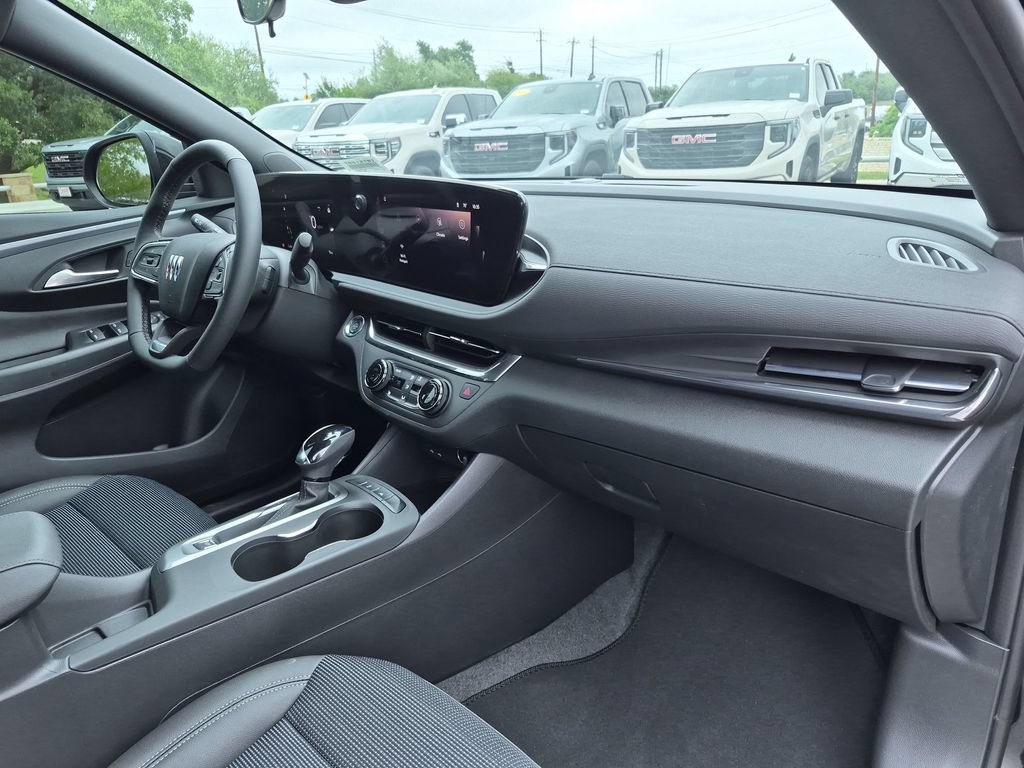 New 2026 Buick Envista Sport Touring w/ Convenience I Package FWD image 39