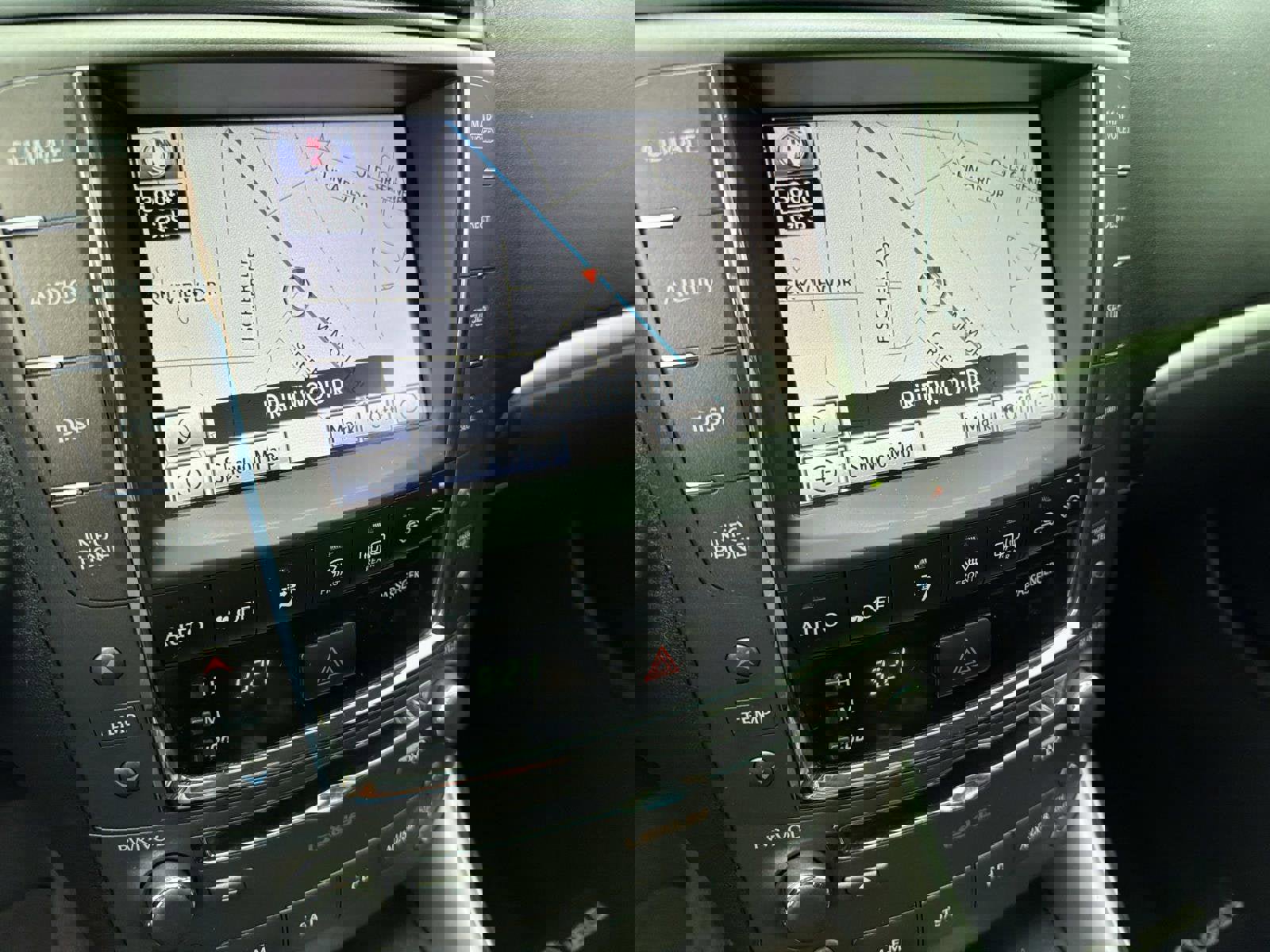 Used 2012 Lexus IS 250C image 7