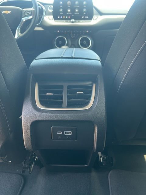 Used 2025 Chevrolet Blazer LT image 26