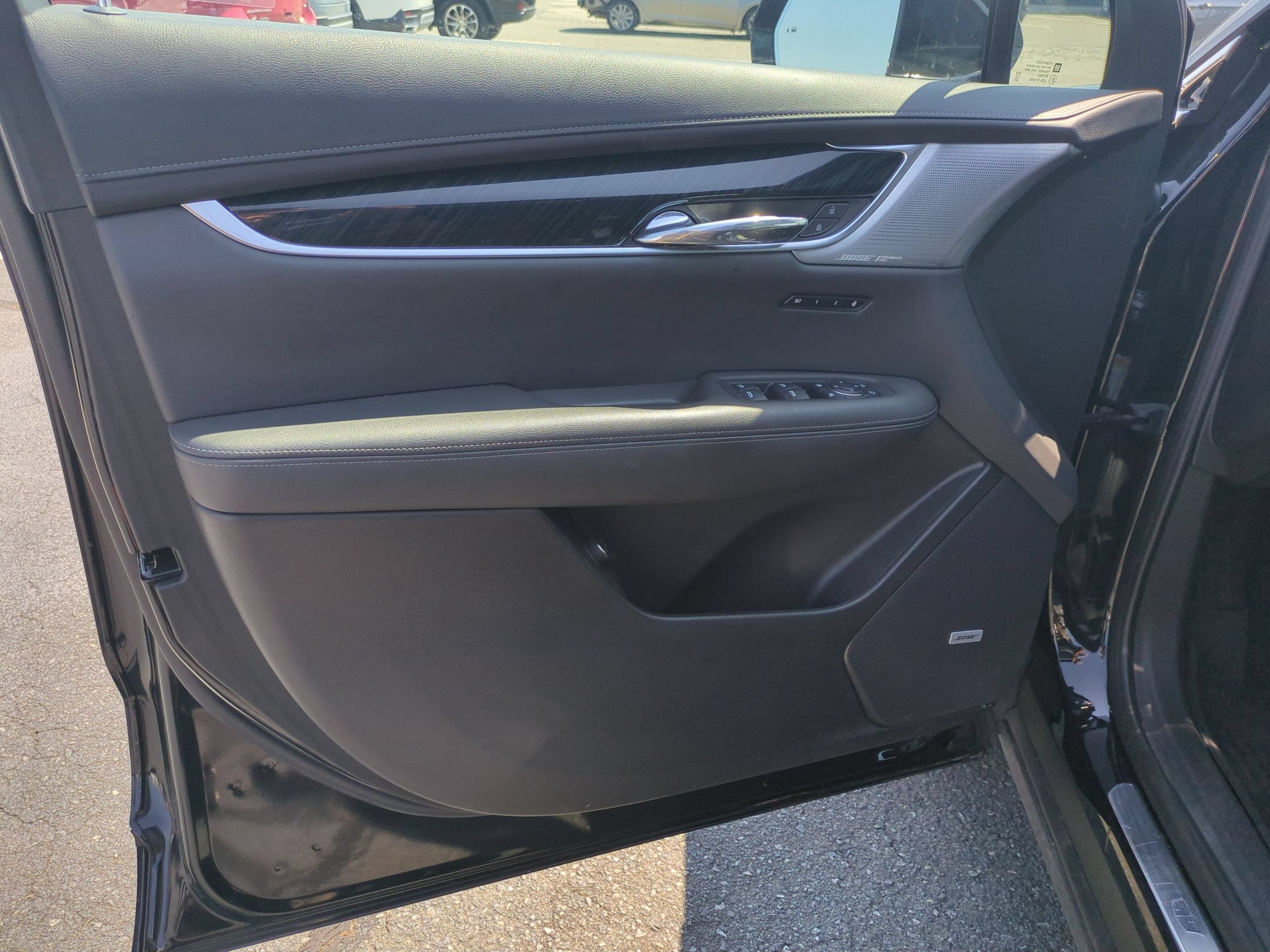 Certified 2024 Cadillac XT6 Premium Luxury AWD/4WD image 12