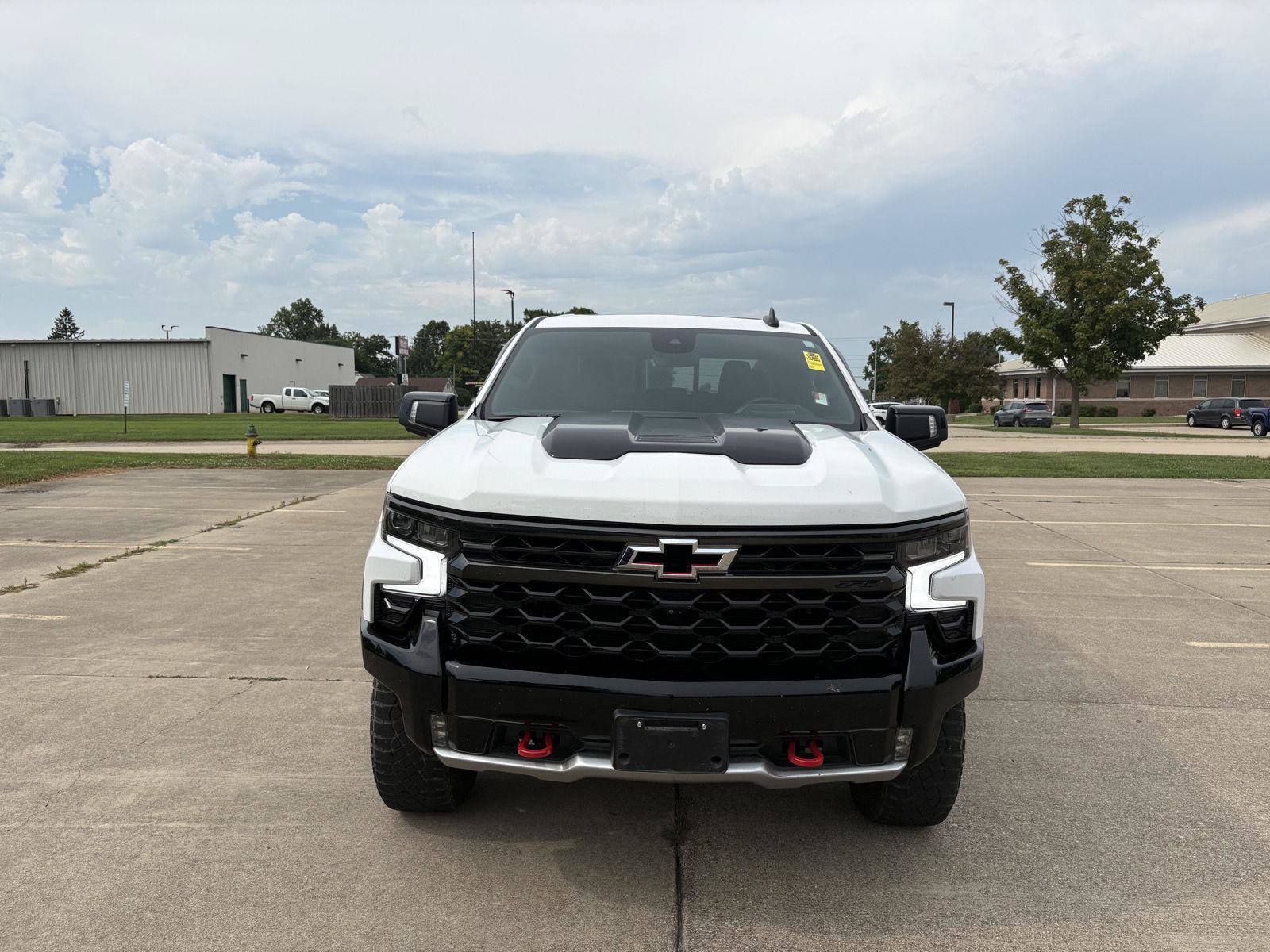 Used 2023 Chevrolet Silverado 1500 ZR2 w/ Technology Package AWD/4WD image 19