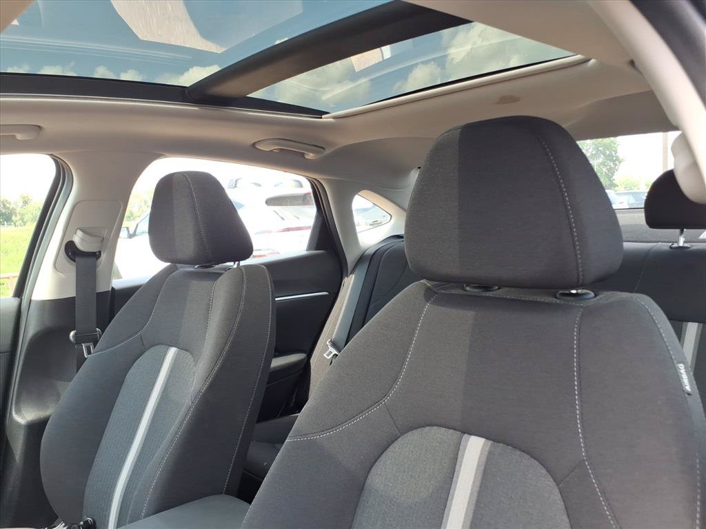Used 2024 Hyundai Sonata SEL w/ Convenience Package FWD image 17