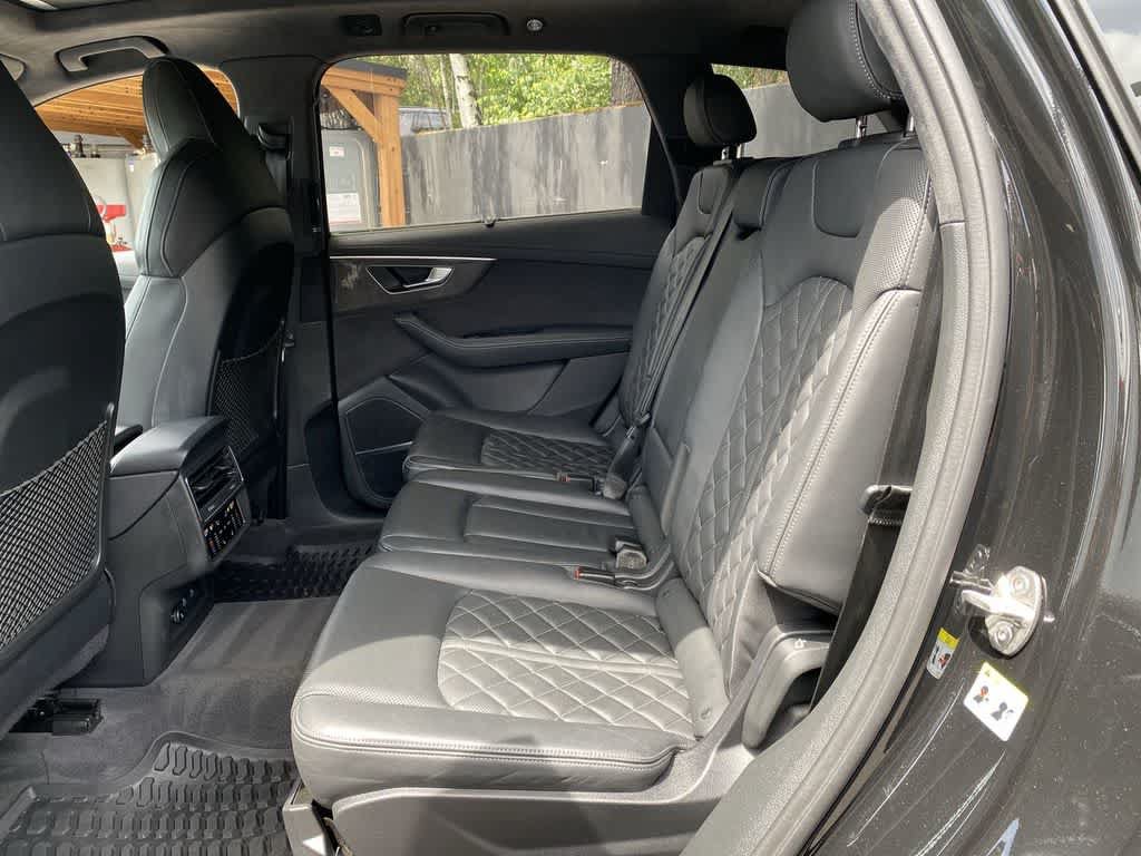 Used 2023 Audi SQ7 Prestige AWD/4WD image 17
