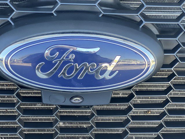 Used 2023 Ford Transit 350 XLT image 30