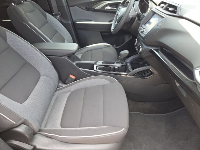 Used 2023 Chevrolet TrailBlazer LT AWD/4WD image 15