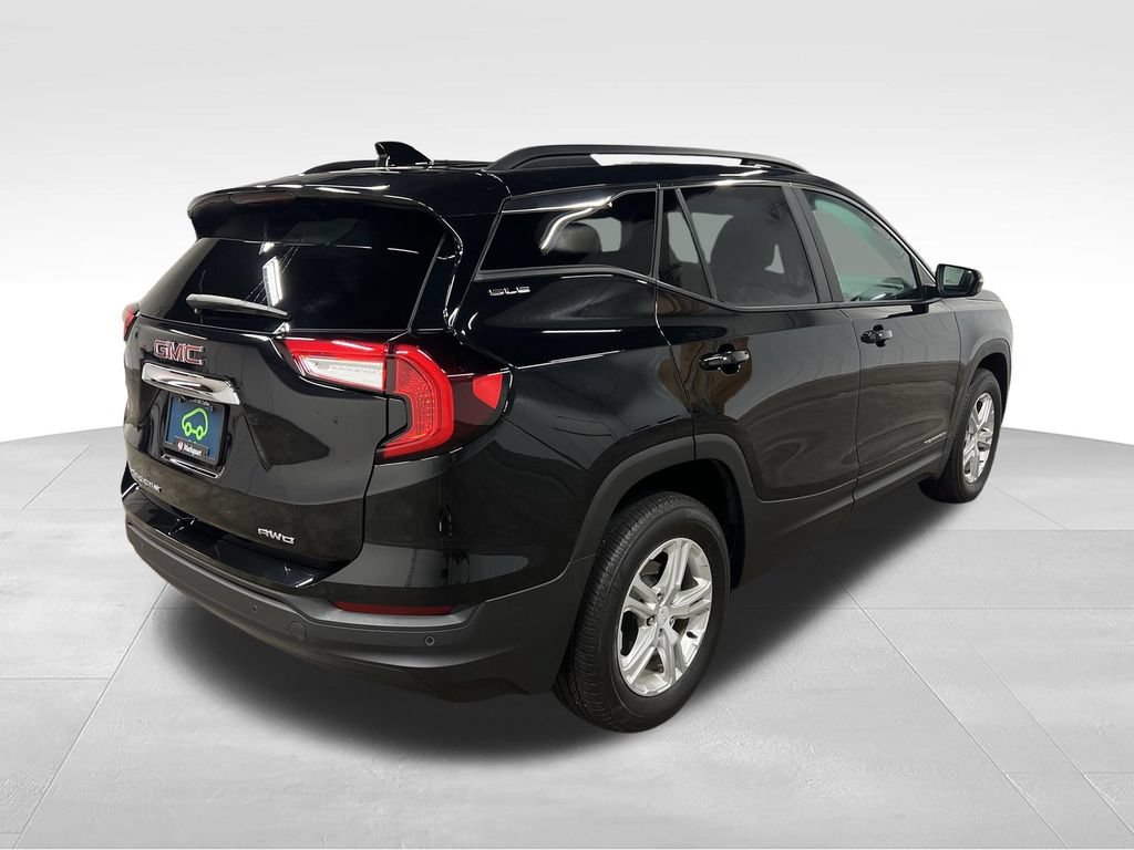 Certified 2023 GMC Terrain SLE w/ Driver Convenience Package AWD/4WD image 9