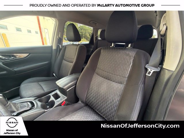 Used 2019 Nissan Rogue SV w/ Premium Package AWD/4WD image 23