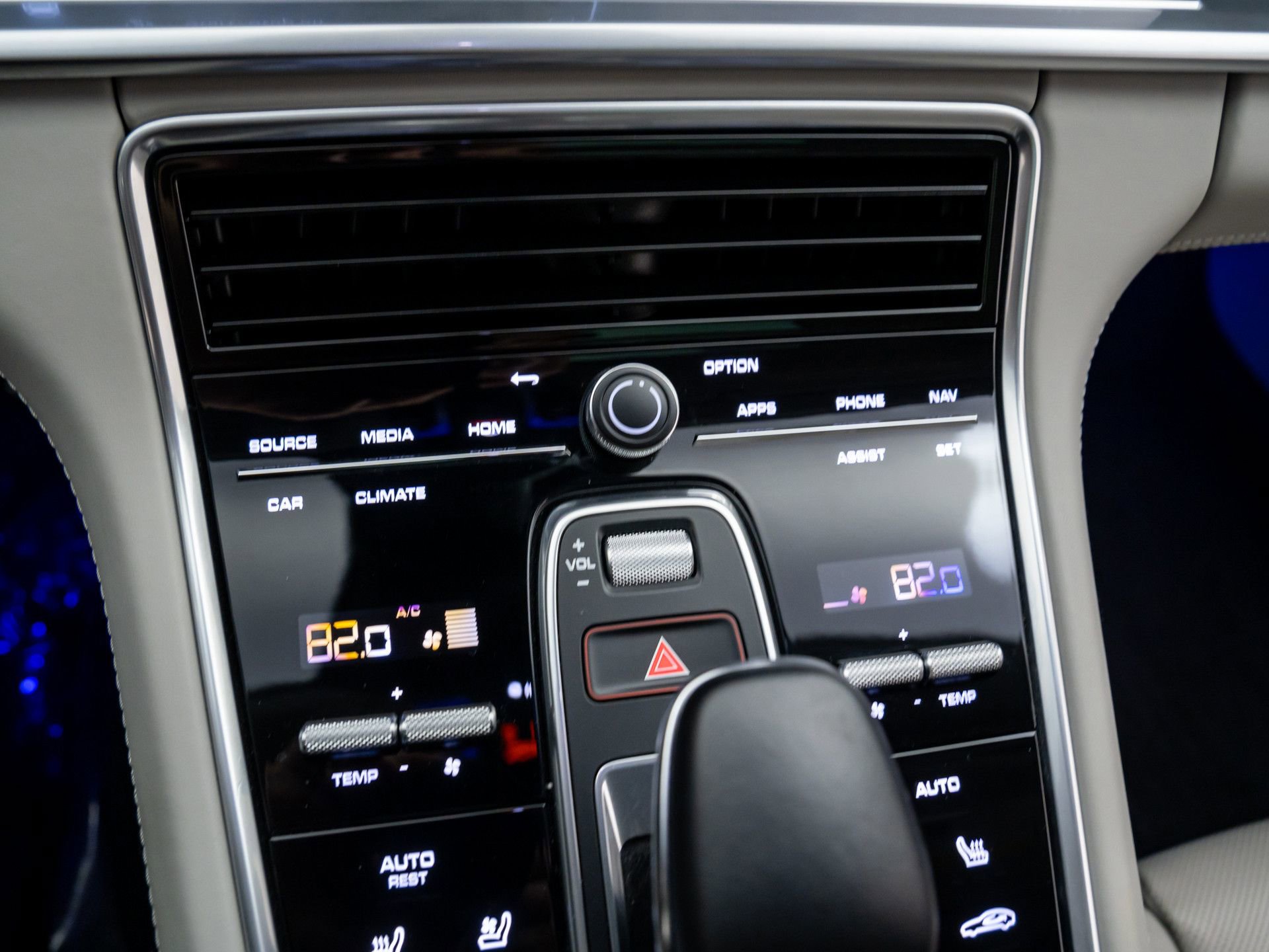 Certified 2023 Porsche Panamera GTS image 25