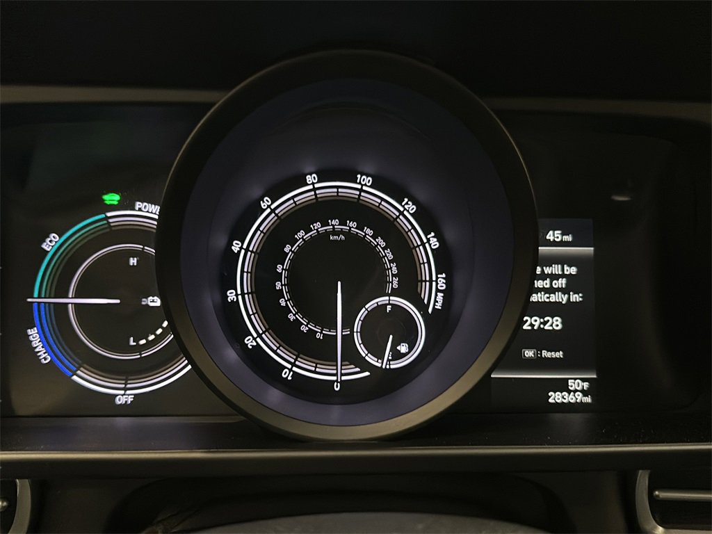 Used 2023 Hyundai Elantra Blue image 22