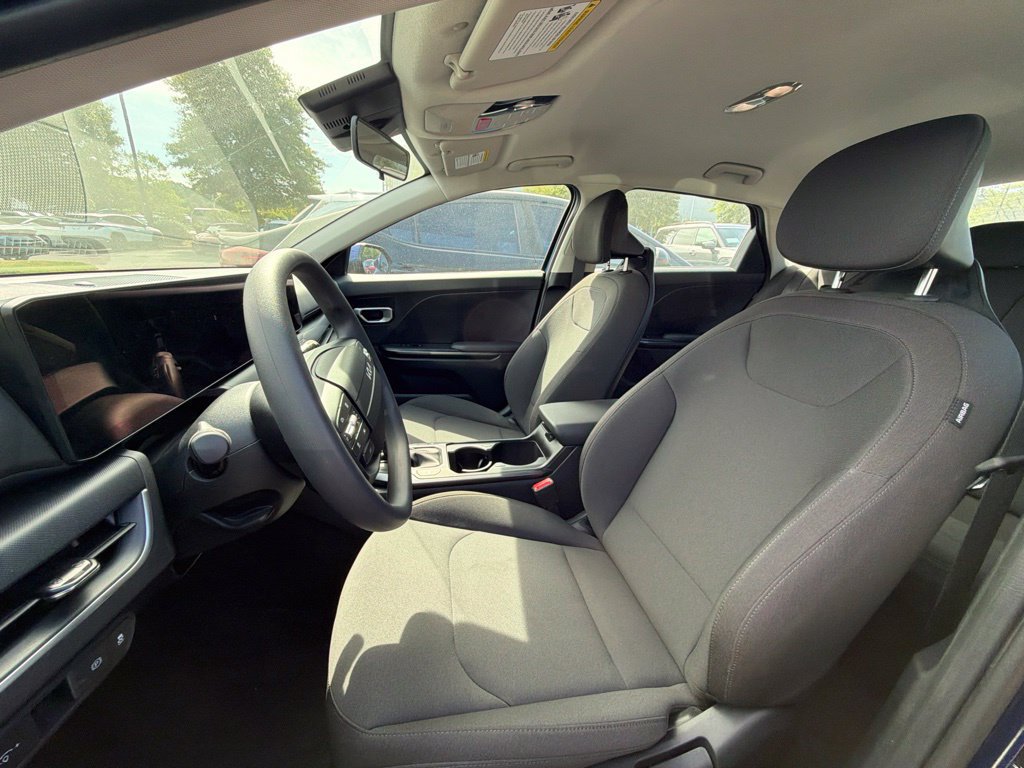 Used 2026 Kia K4 FWD image 19