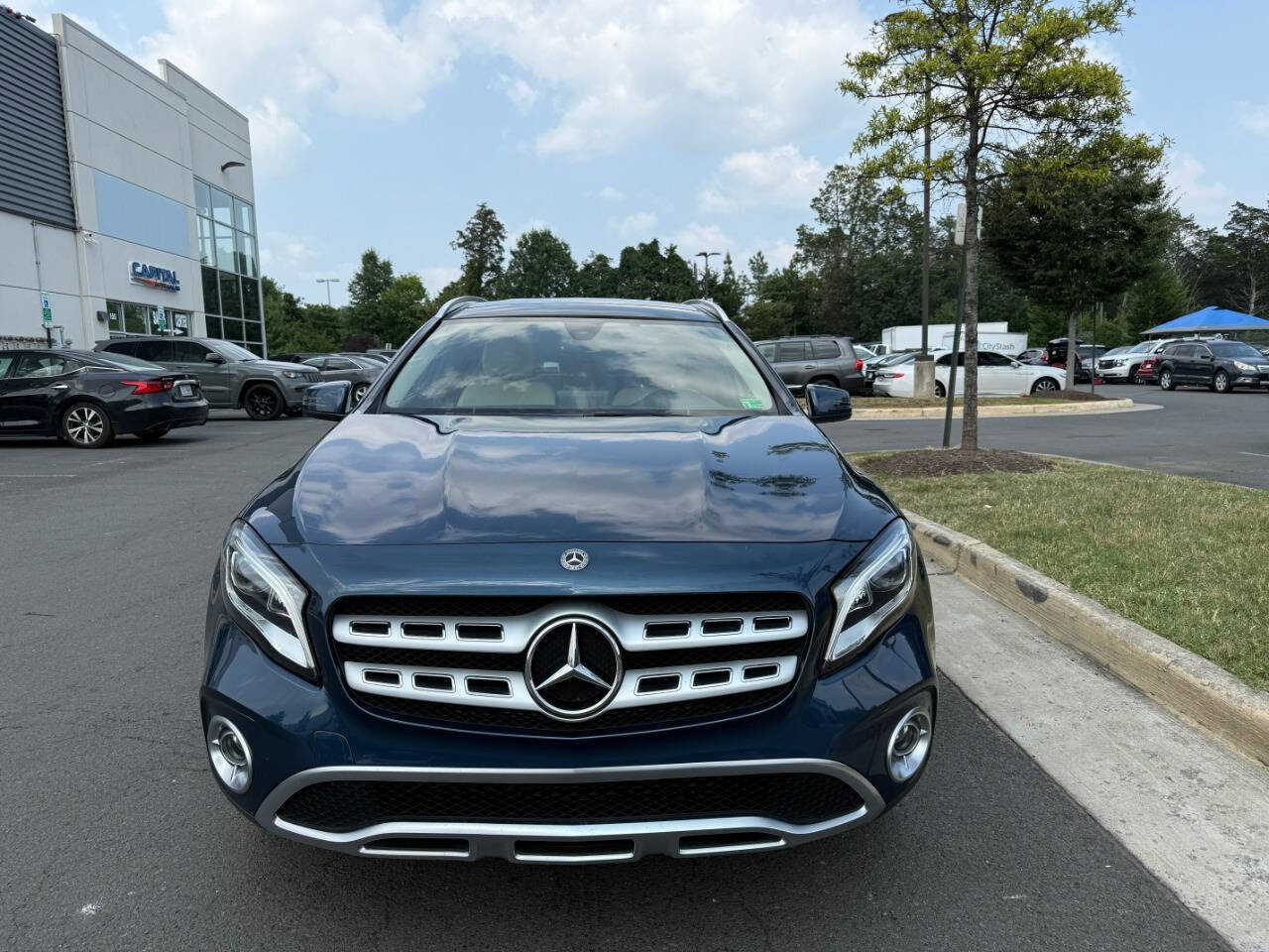 Used 2020 Mercedes-Benz GLA 250 4MATIC image 3