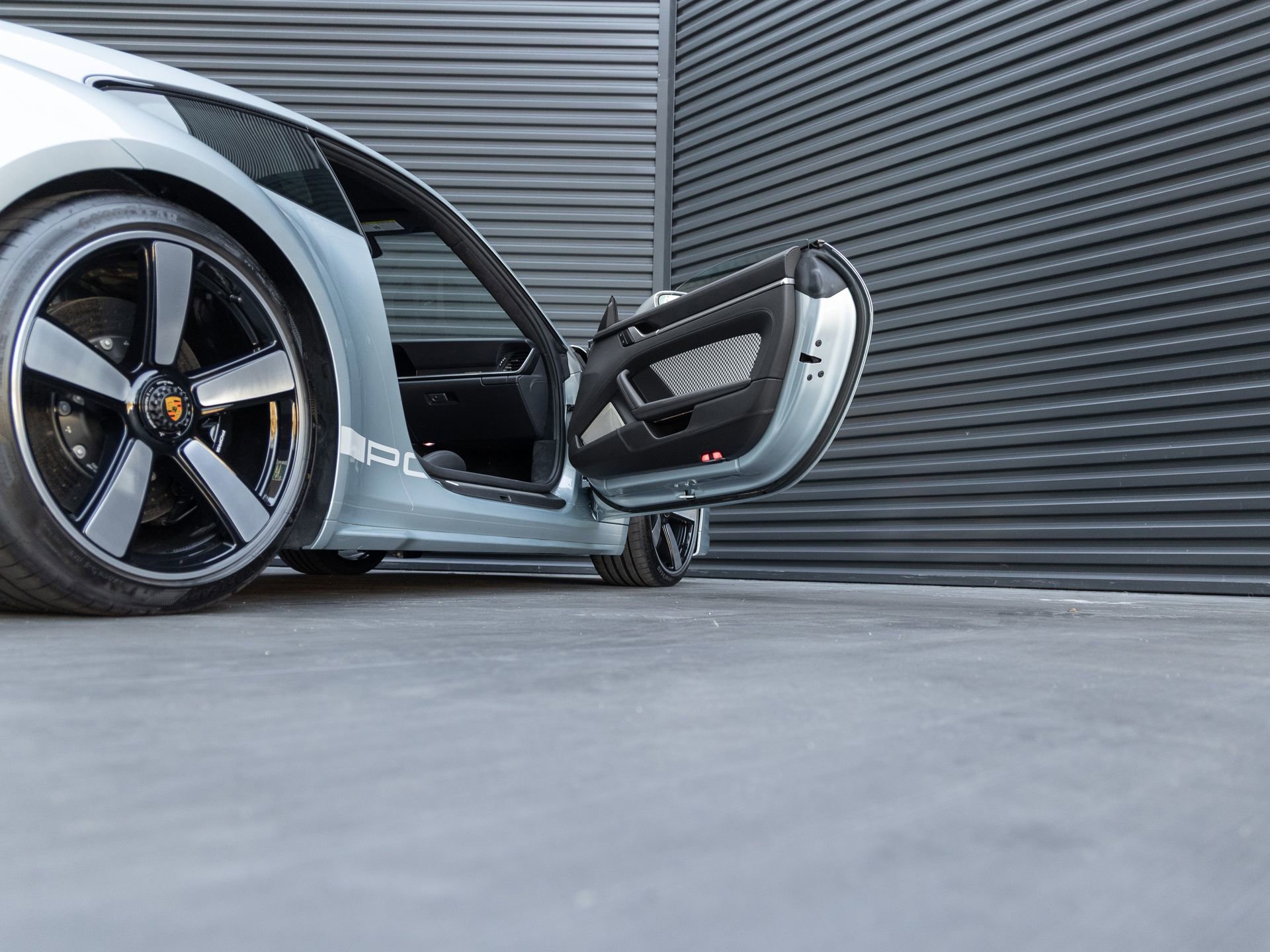 Certified 2023 Porsche 911 Sport Classic image 41