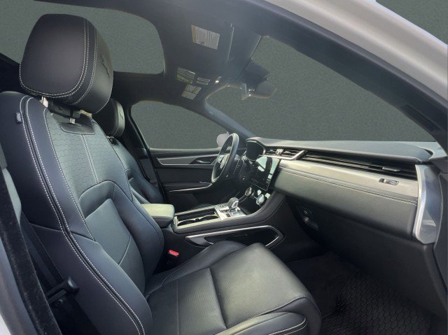 Used 2025 Jaguar F-PACE R-Dynamic S image 23