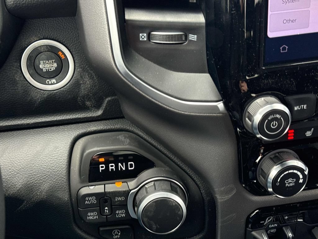 New 2026 RAM 1500 Big Horn w/ Night Edition AWD/4WD image 17