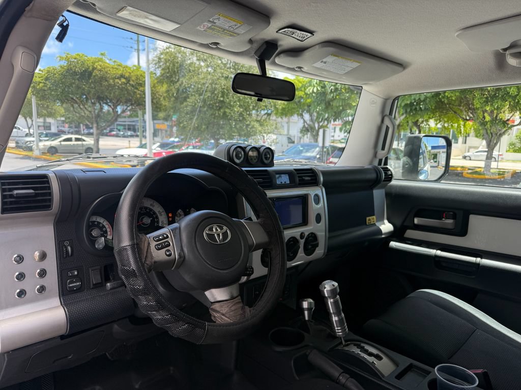 Used 2008 Toyota FJ Cruiser 4WD image 9