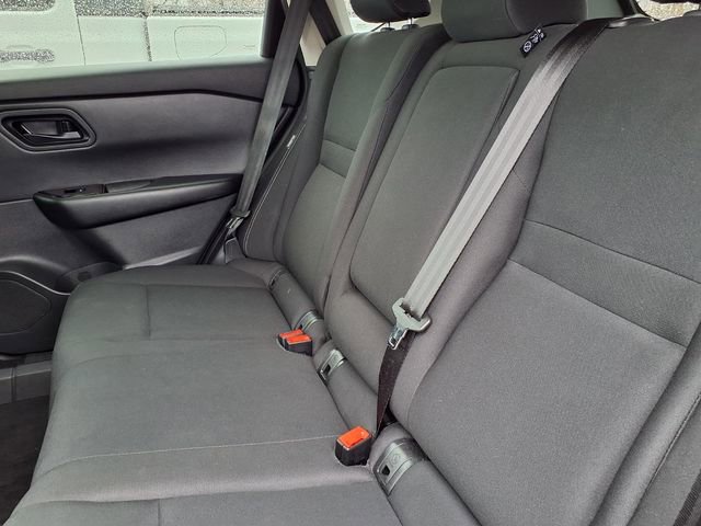 Used 2024 Nissan Rogue S image 6