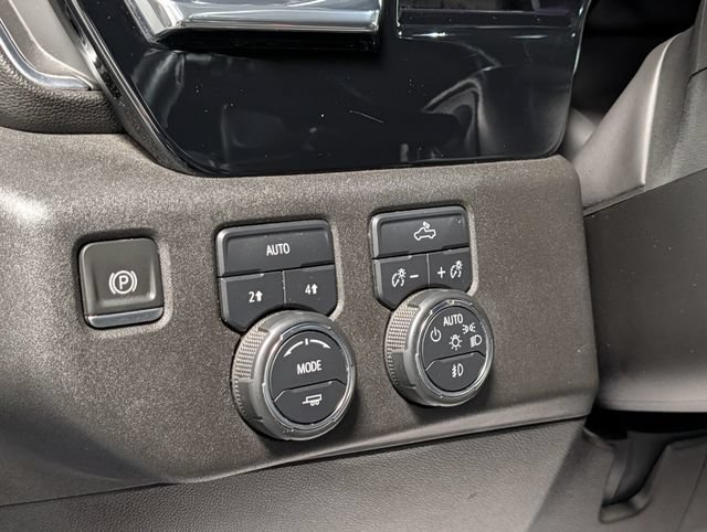 Certified 2024 Chevrolet Silverado 1500 RST w/ Rally Edition AWD/4WD image 17