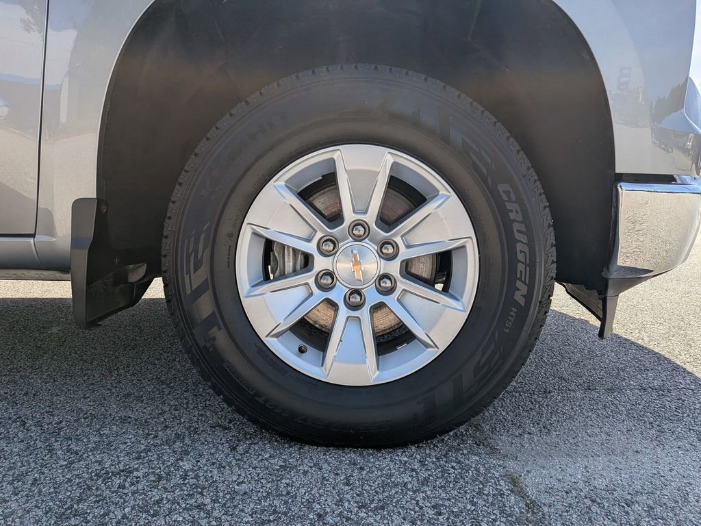Used 2025 Chevrolet Silverado 1500 LT AWD/4WD image 11