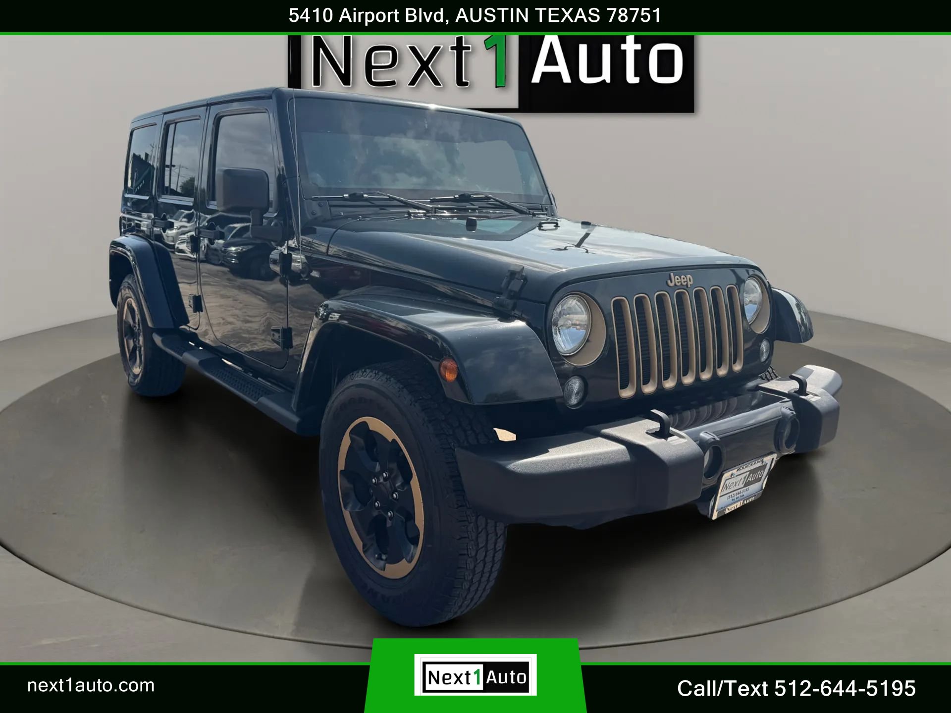 Used 2014 Jeep Wrangler Unlimited Sahara AWD/4WD image 3