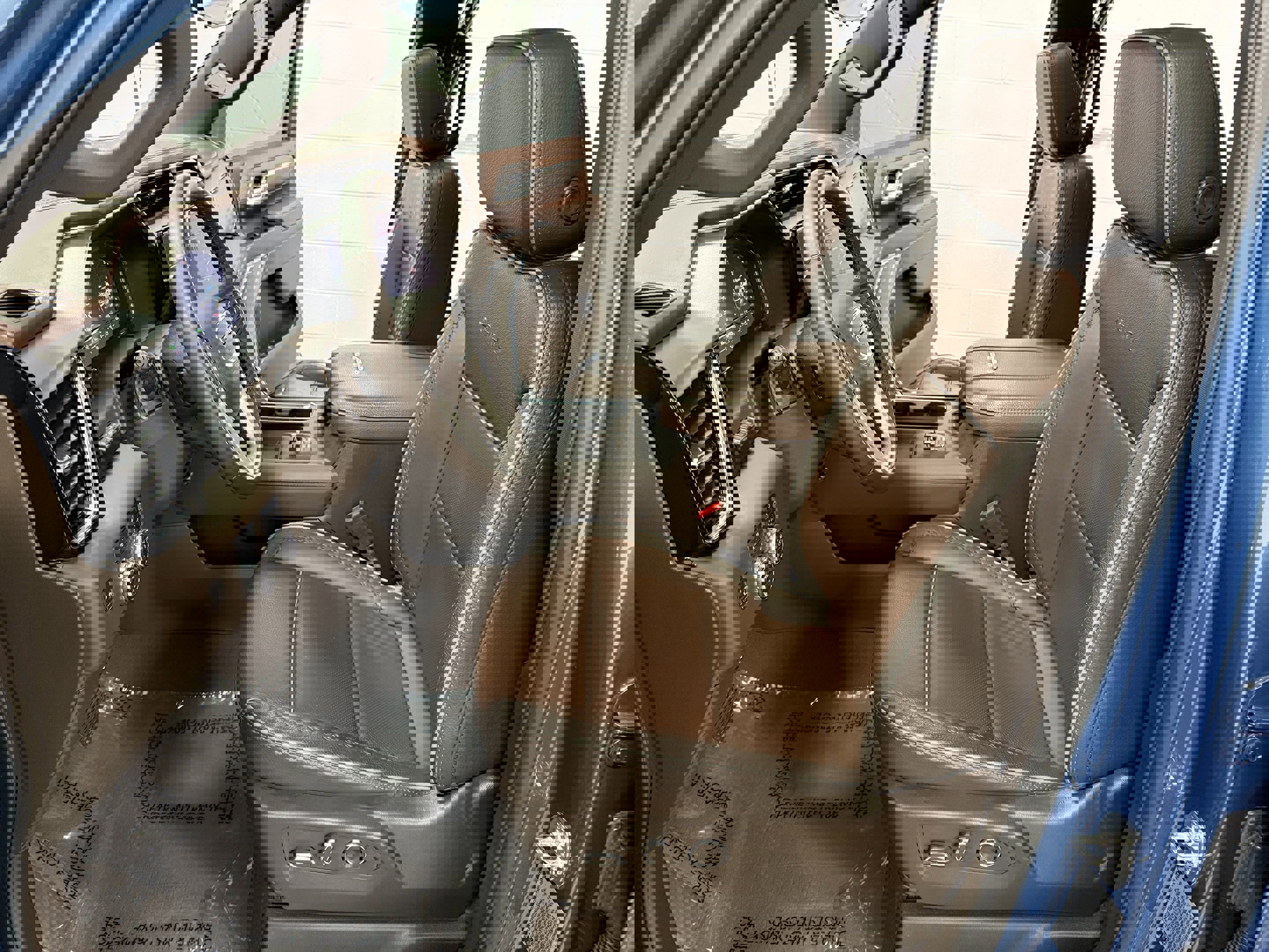 Used 2024 GMC Sierra 2500 Denali w/ Denali Reserve Package image 14