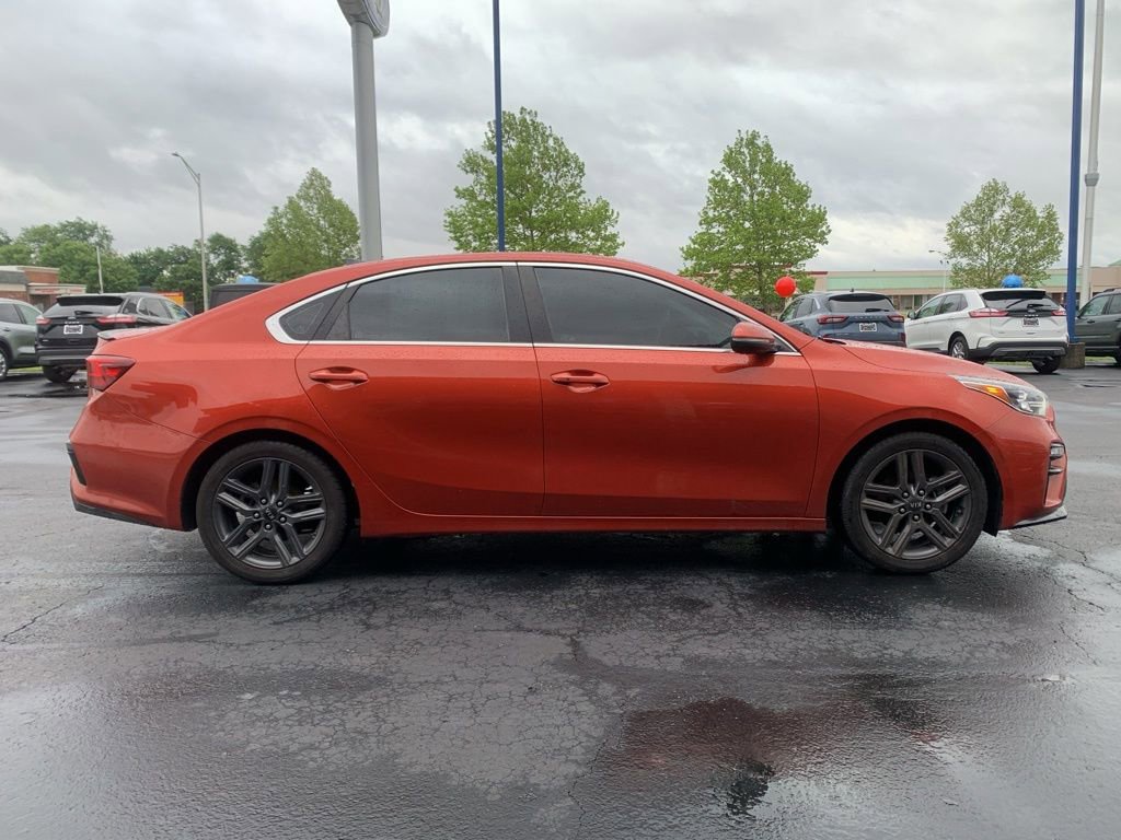 Used 2019 Kia Forte EX w/ Option Group 020 FWD image 2