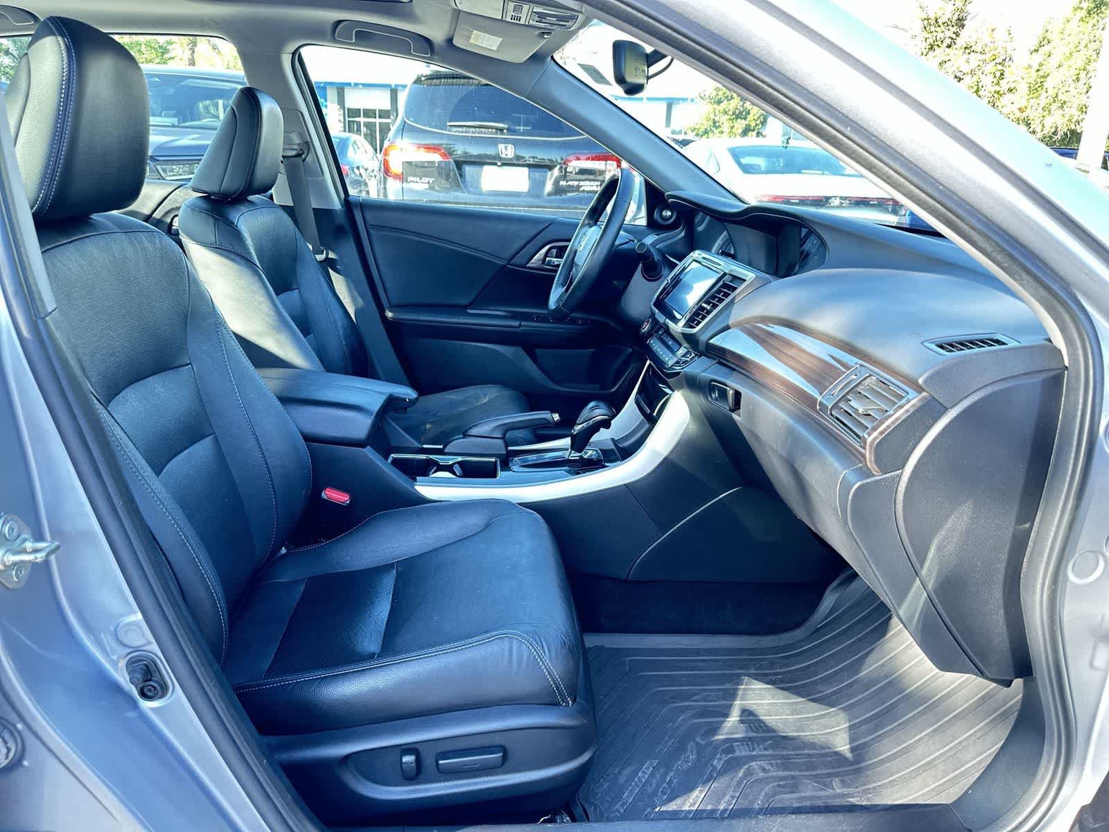 Used 2016 Honda Accord EX-L image 17
