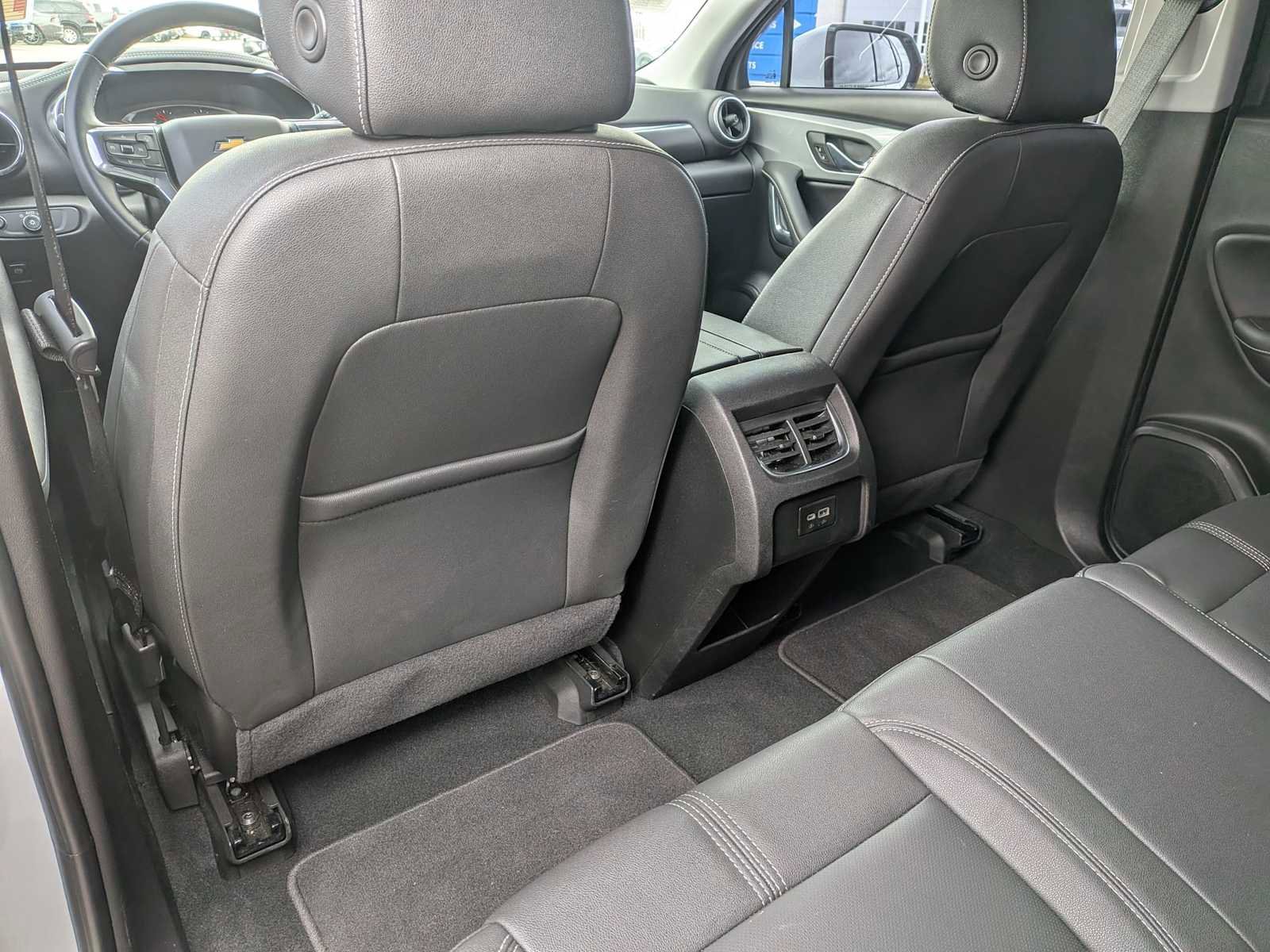 Used 2023 Chevrolet Blazer LT AWD/4WD image 17