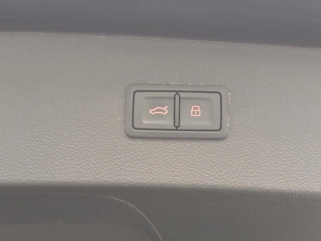 Used 2017 Audi S7 Premium Plus w/ Cold Weather Package image 36