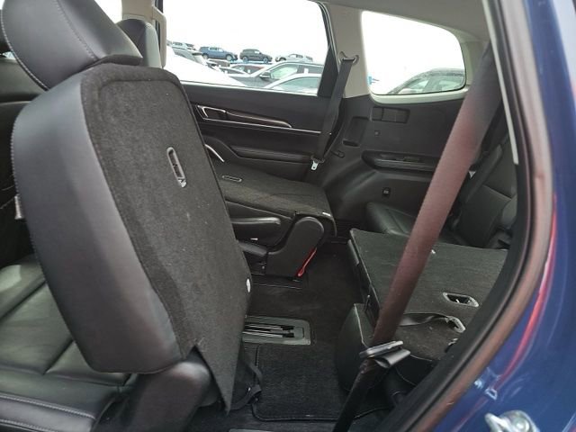 Used 2025 Kia Telluride S image 15