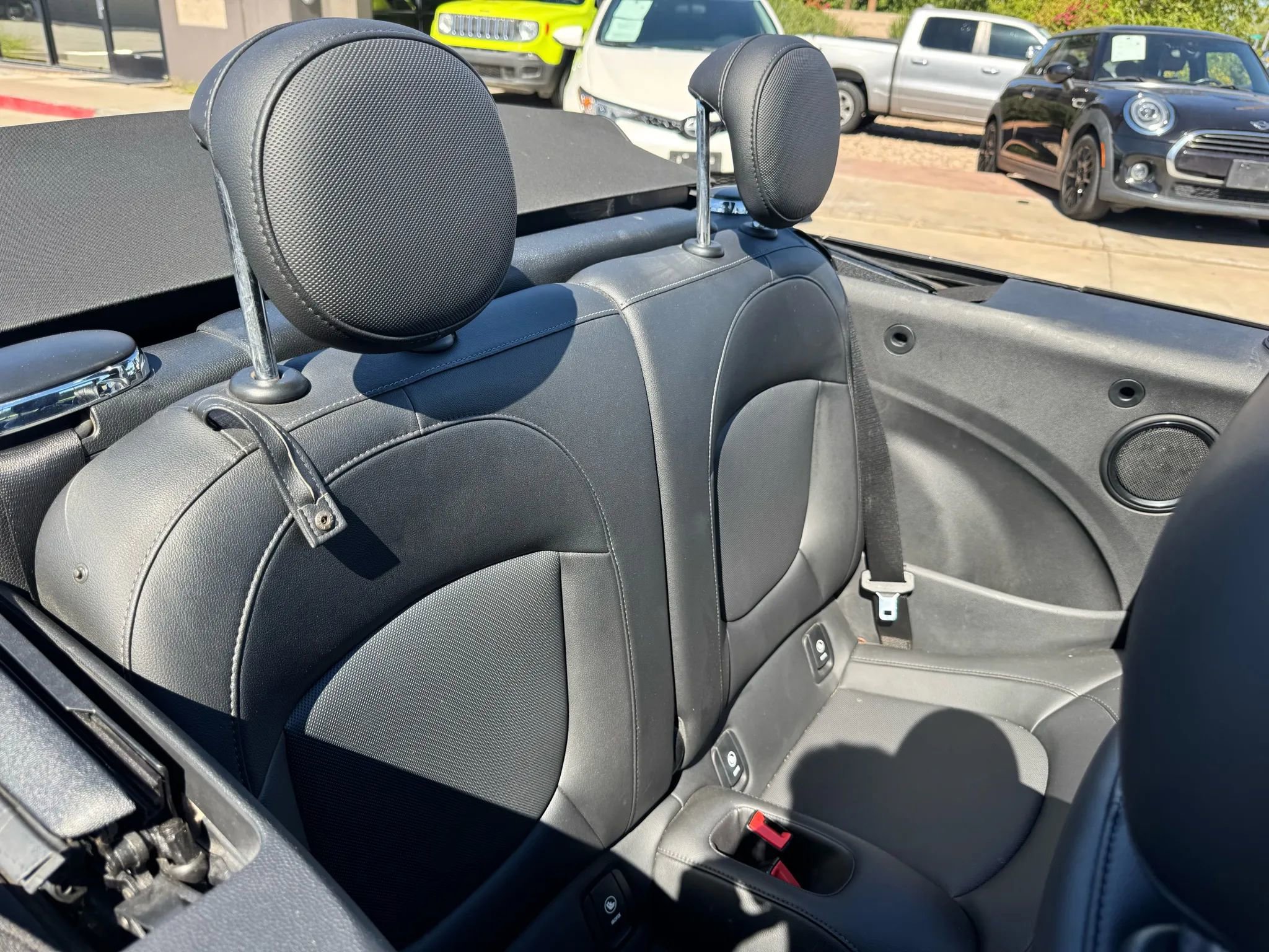 Used 2019 MINI Cooper Convertible image 56