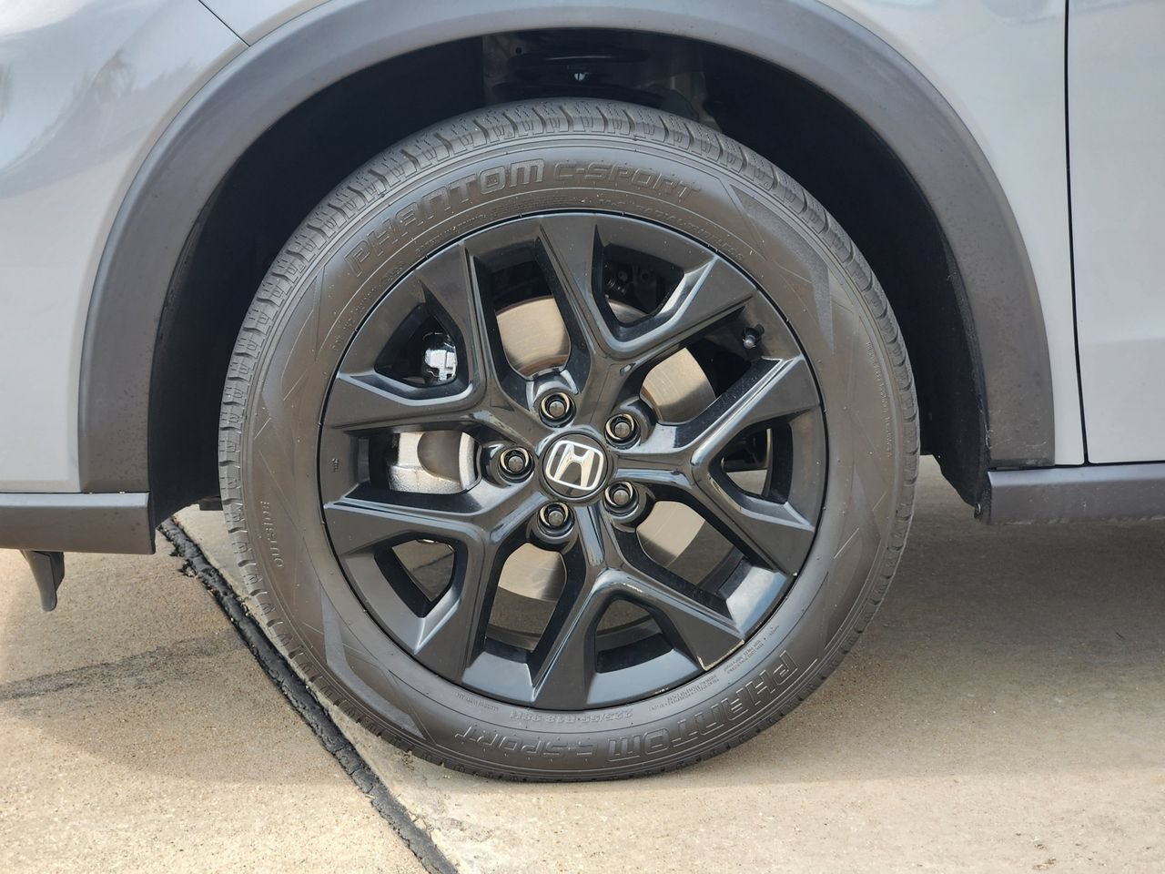 Used 2025 Honda HR-V Sport image 9
