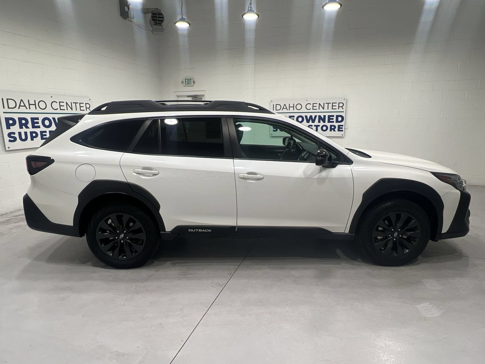 Used 2024 Subaru Outback Onyx Edition AWD/4WD image 9