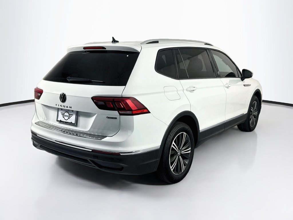 Used 2024 Volkswagen Tiguan Wolfsburg Edition AWD/4WD image 5