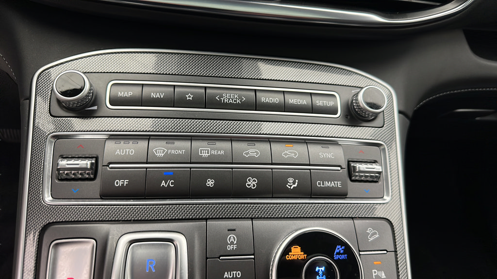 Used 2023 Hyundai Santa Fe Limited AWD/4WD image 22