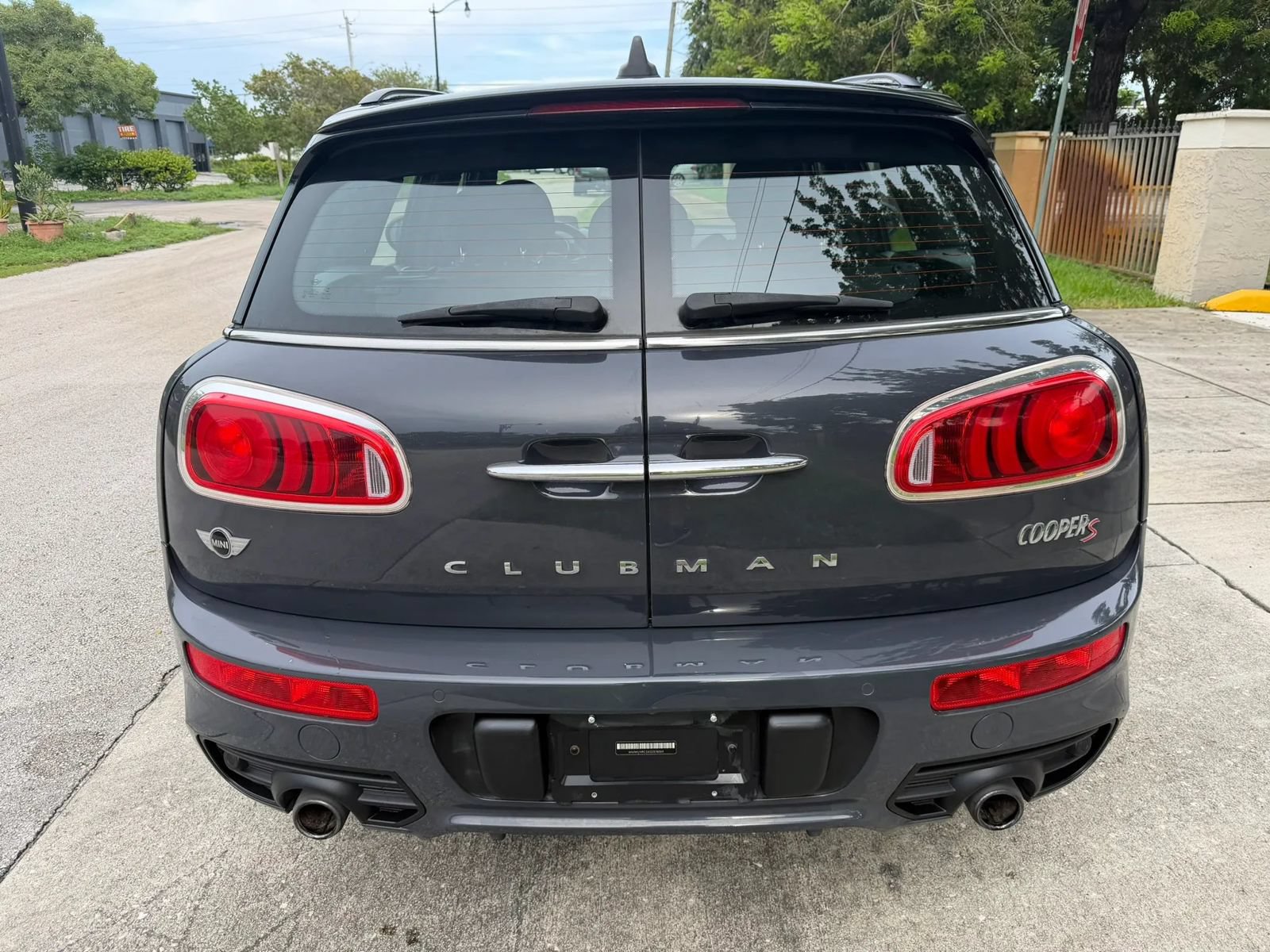 Used 2016 MINI Cooper Clubman S FWD image 4