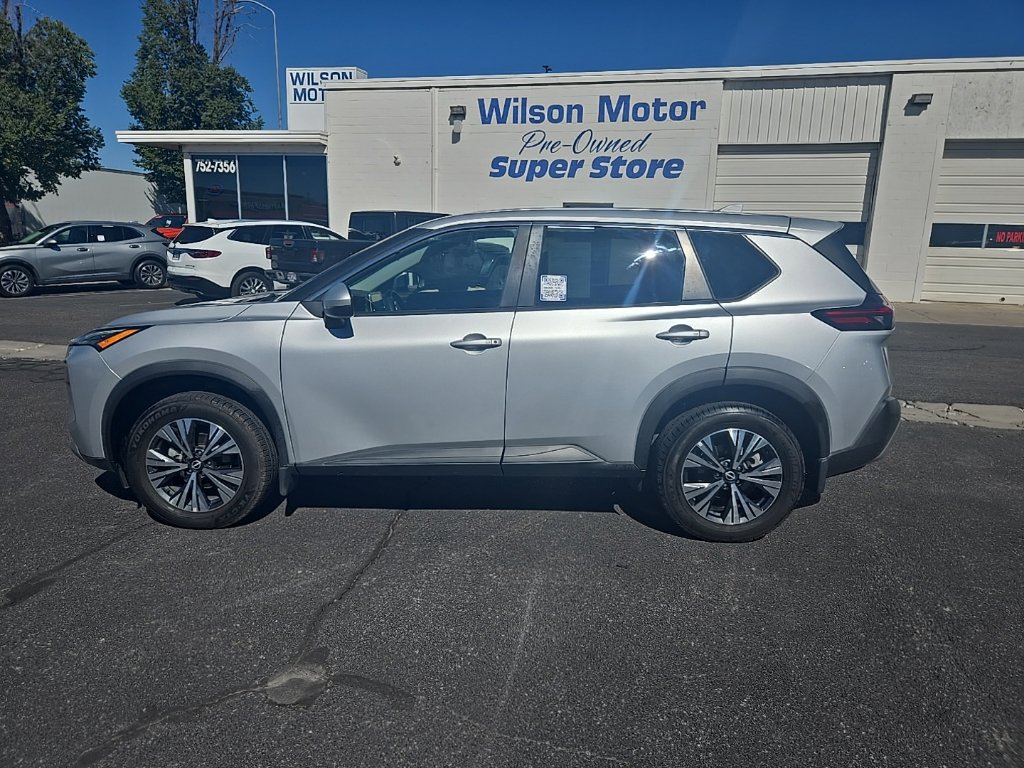 Used 2022 Nissan Rogue SV AWD/4WD image 8