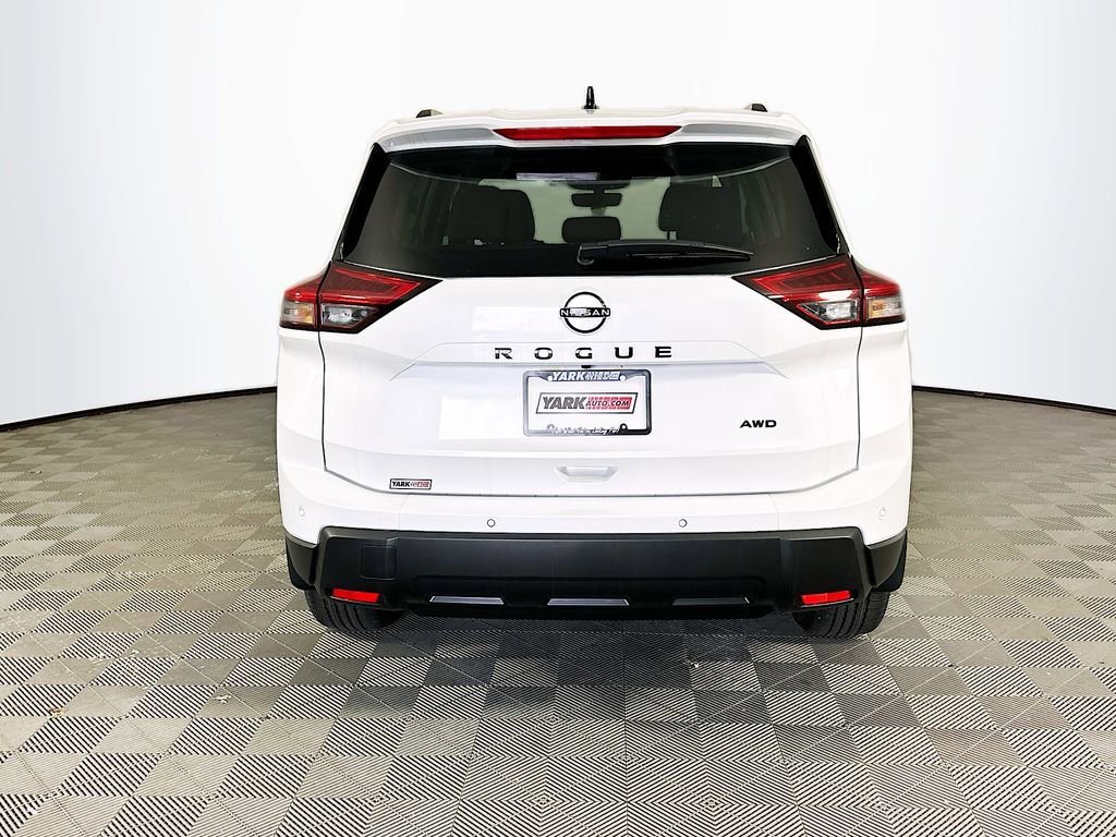New 2026 Nissan Rogue SV image 9