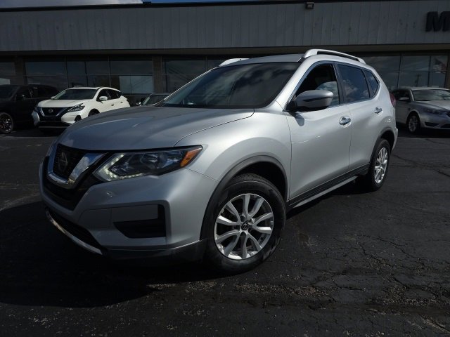 Used 2019 Nissan Rogue SV image 3