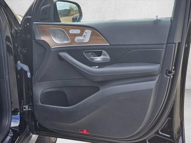 Used 2024 Mercedes-Benz GLE 450 4MATIC image 9