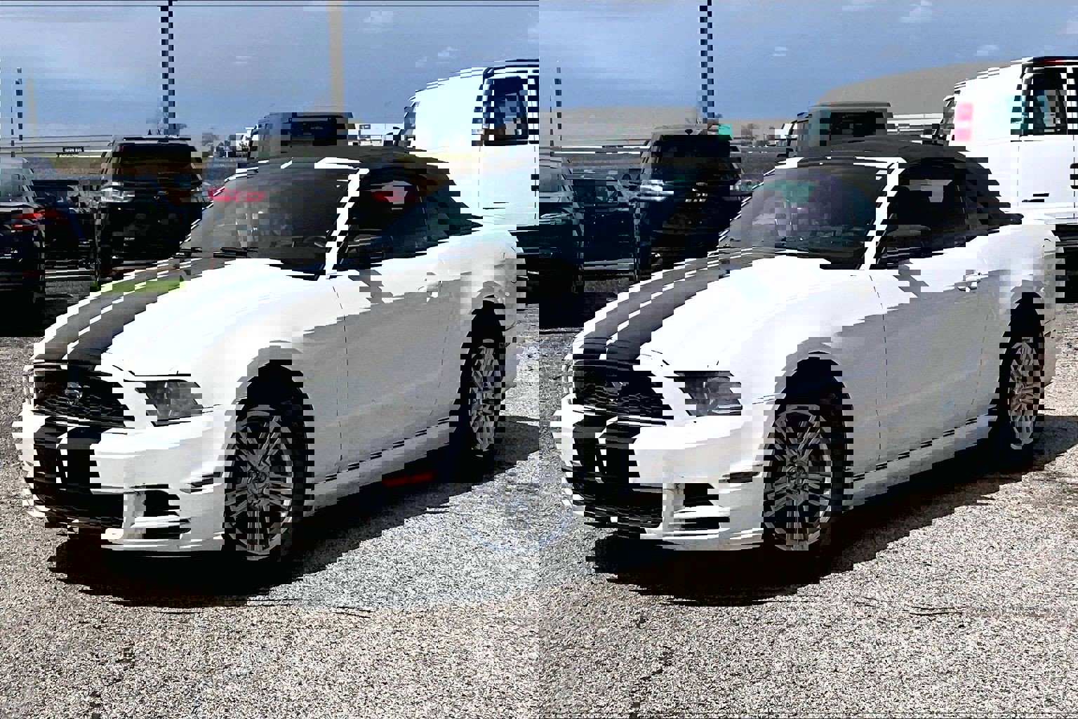 Used 2013 Ford Mustang Convertible image 6