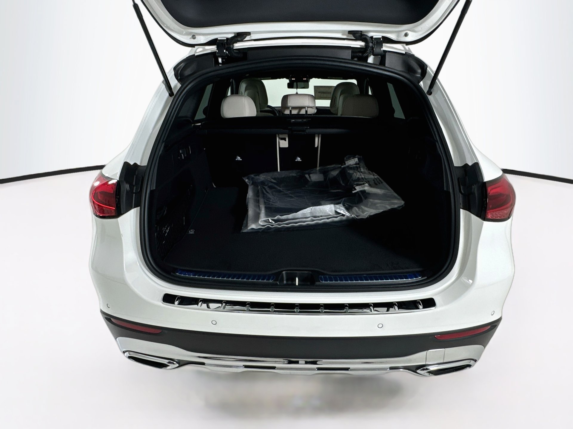 New 2027 Mercedes-Benz GLC 300 image 29